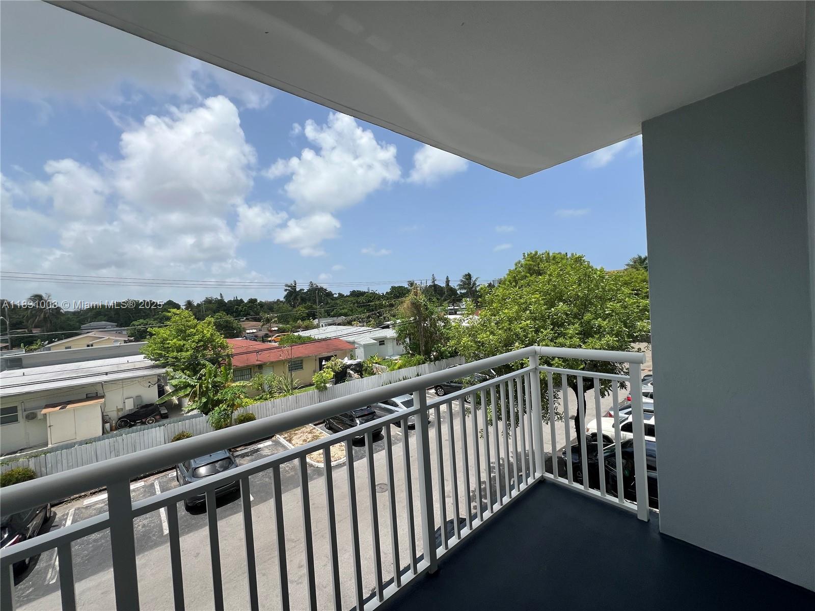 HARBOUR POINTE OF MIAMI C - Residential Lease