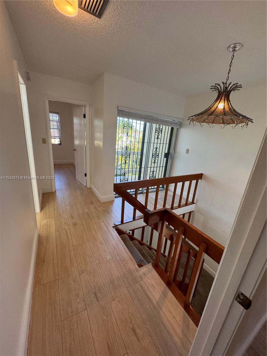 TWELFTH ST MANORS 1ST ADD - Residential Lease