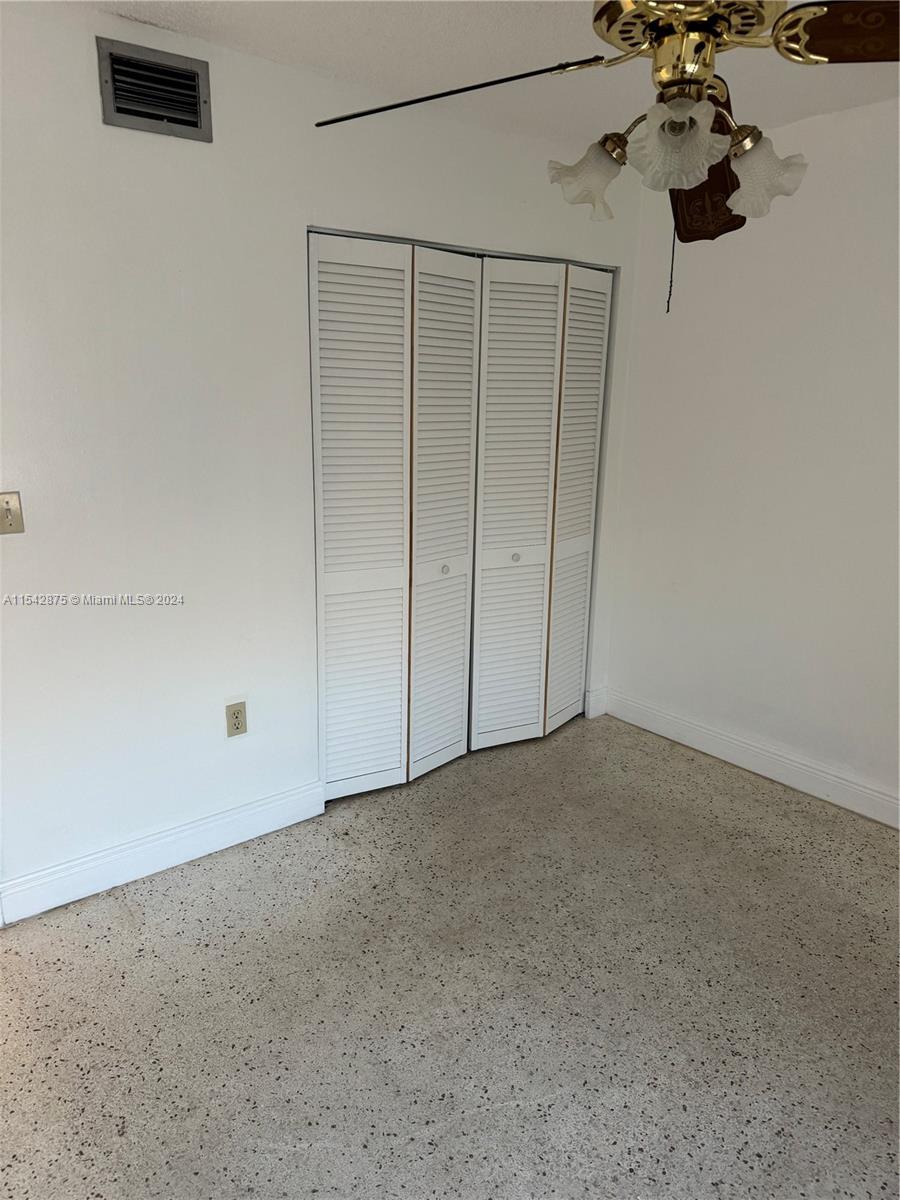 TWELFTH ST MANORS 1ST ADD - Residential Lease