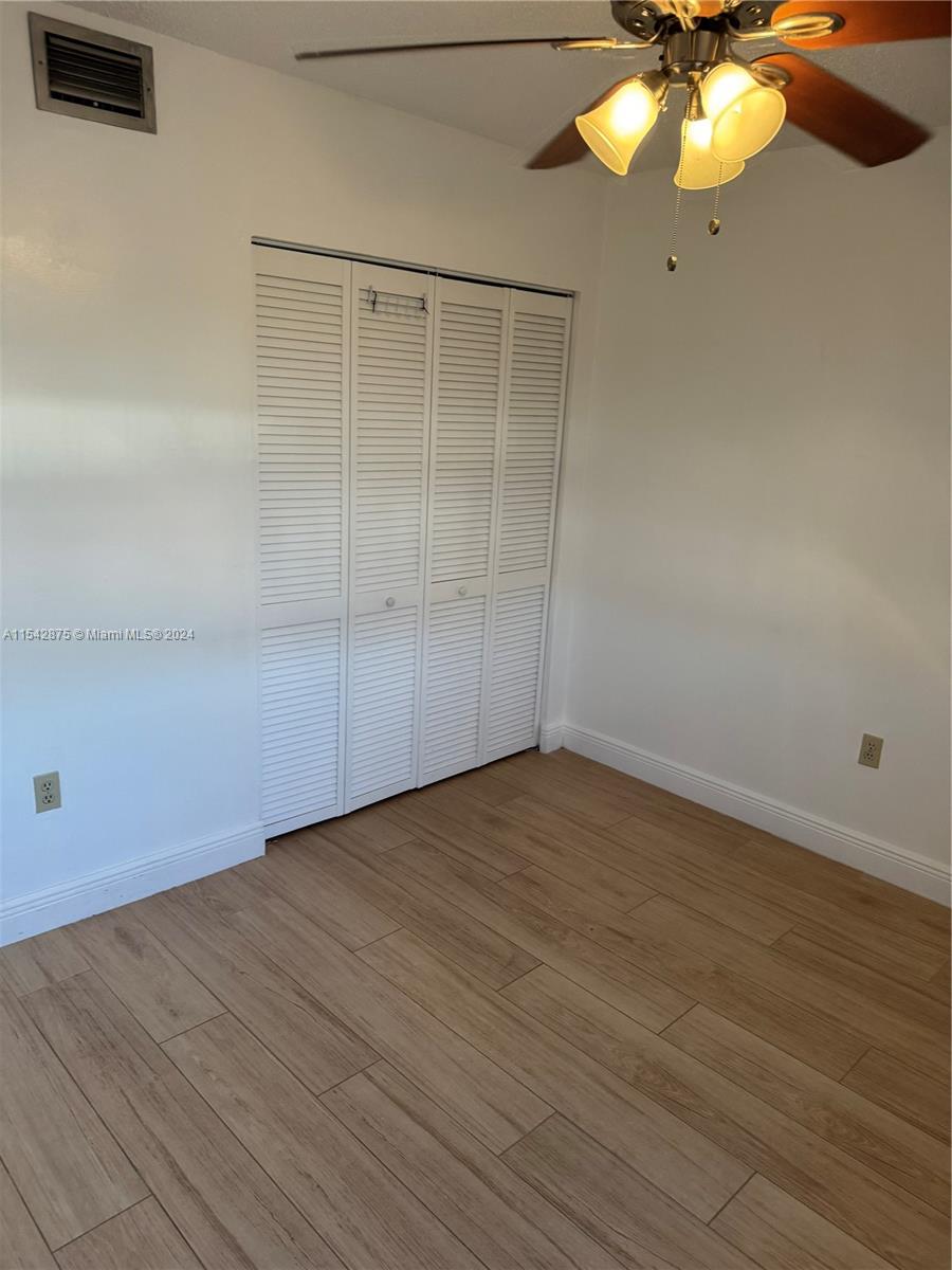 TWELFTH ST MANORS 1ST ADD - Residential Lease