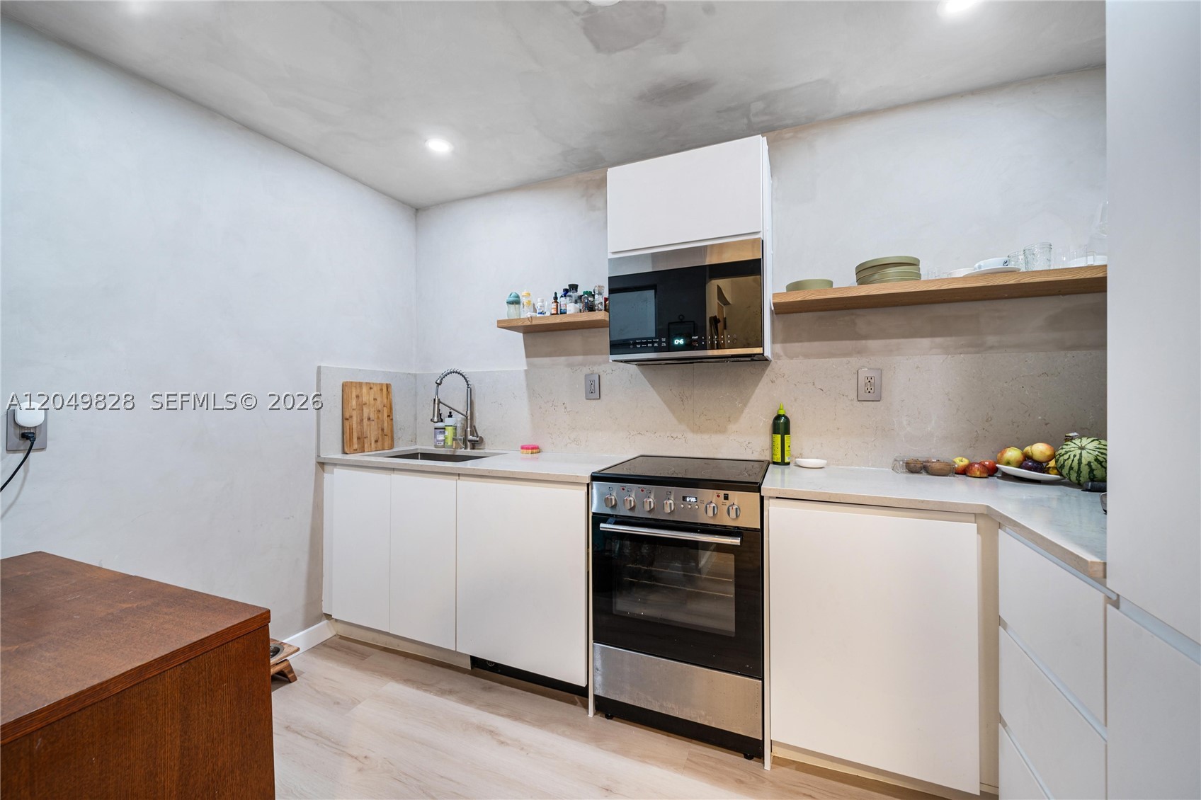 1900 MERIDIAN AVE CONDO - Residential