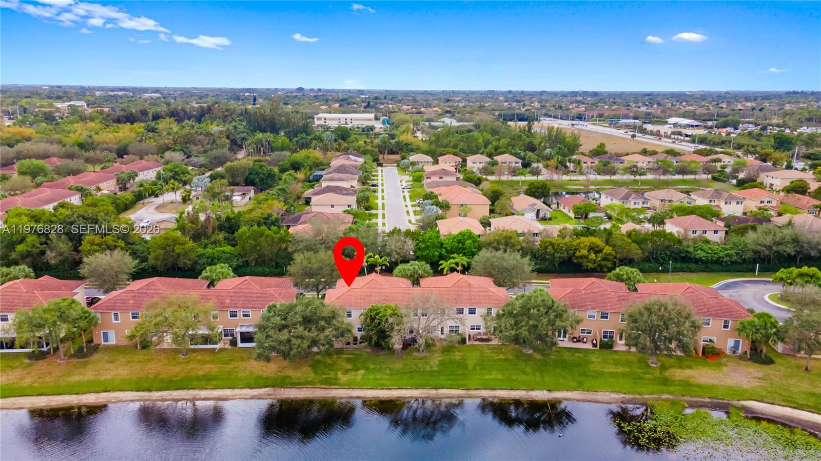 VERONA PALMS - Residential
