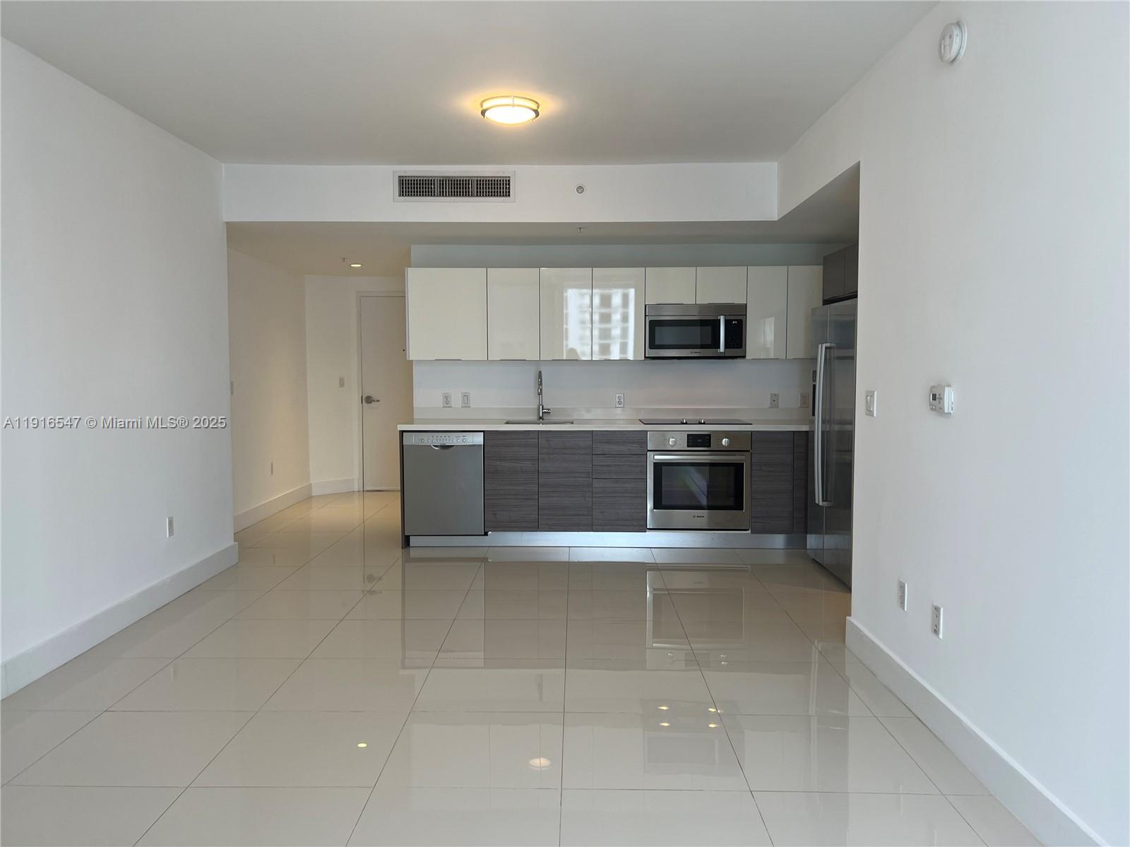 BRICKELL TEN CONDO - Residential Lease