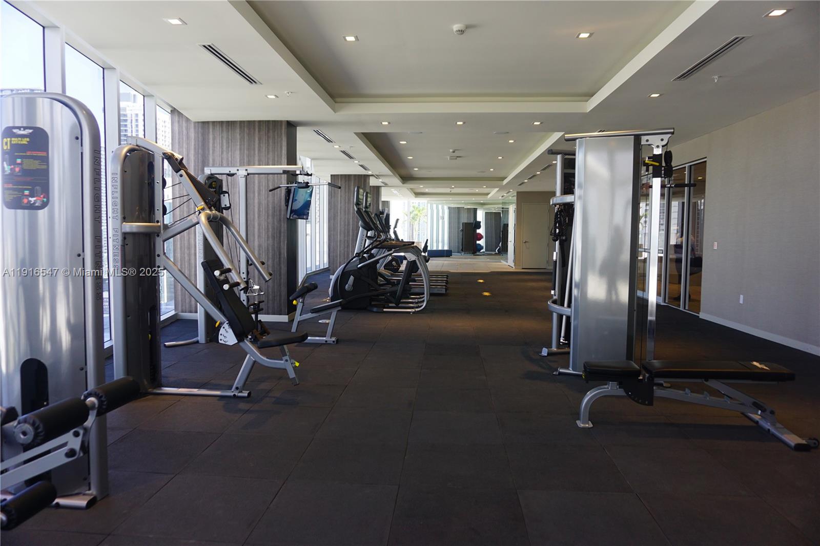 BRICKELL TEN CONDO - Residential Lease