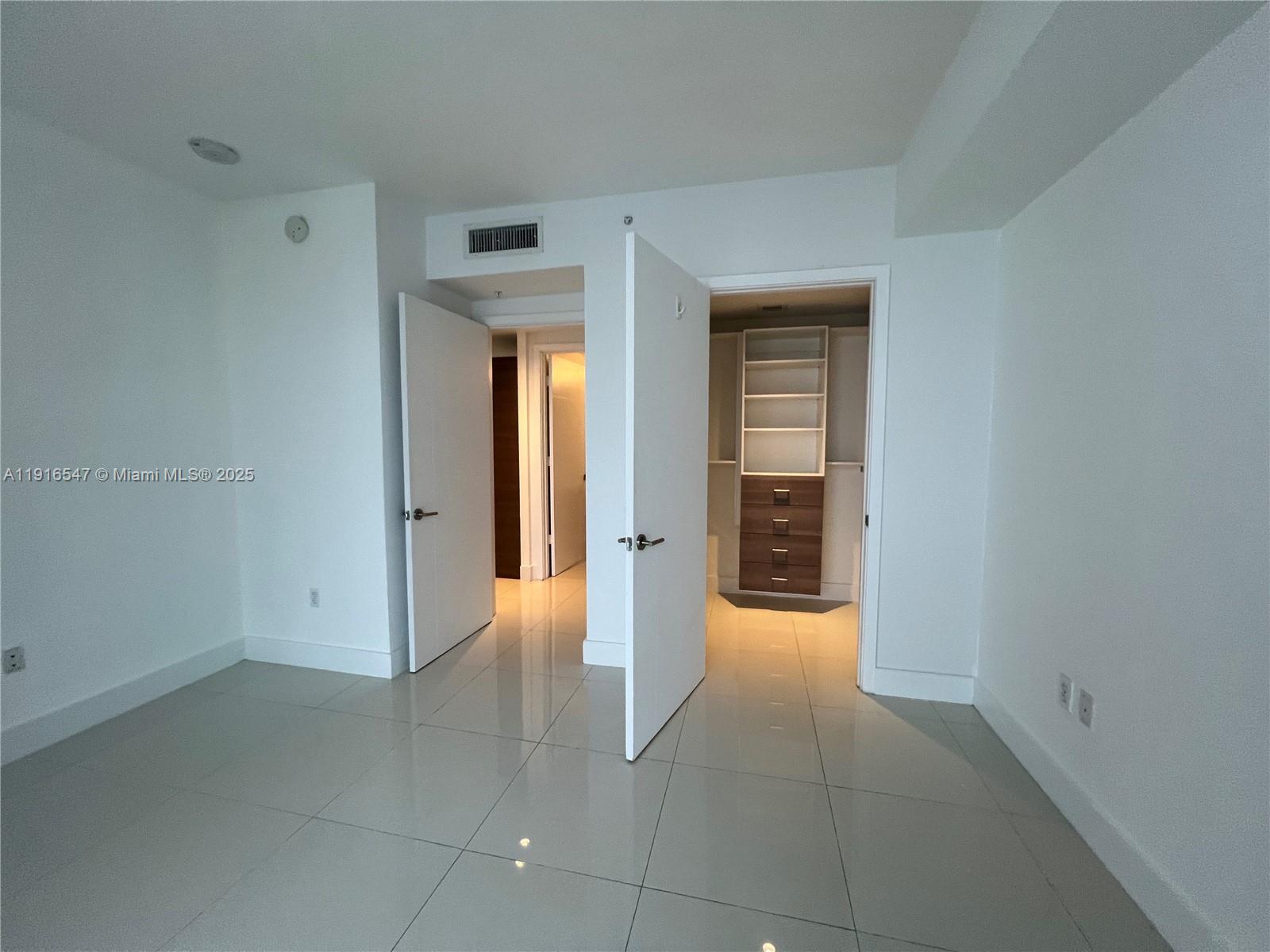 BRICKELL TEN CONDO - Residential Lease