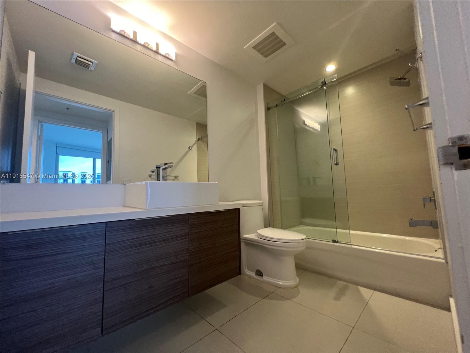 BRICKELL TEN CONDO - Residential Lease