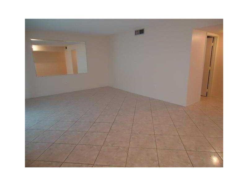 EMERALD TOWER CONDO - Residential Lease