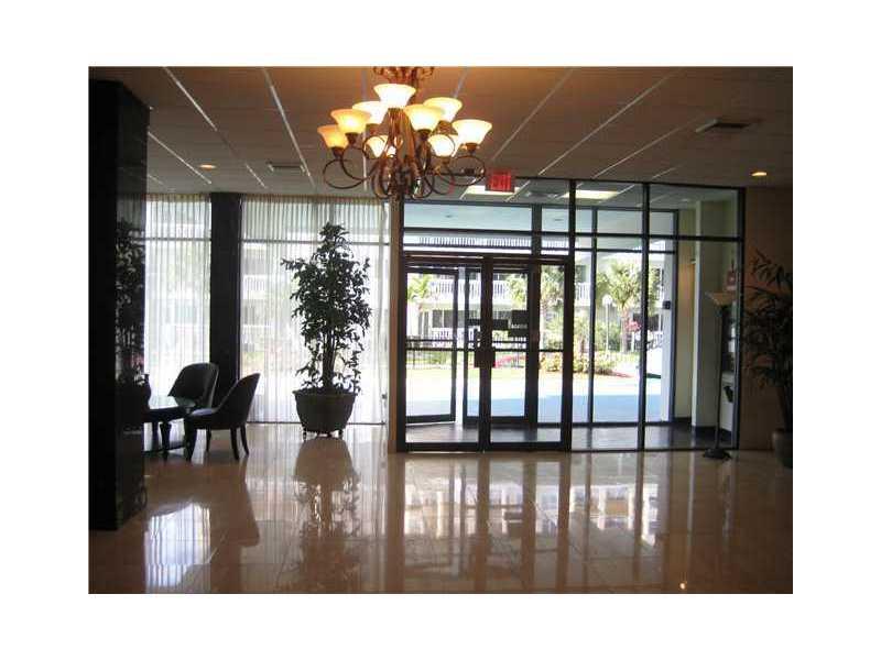 EMERALD TOWER CONDO - Residential Lease