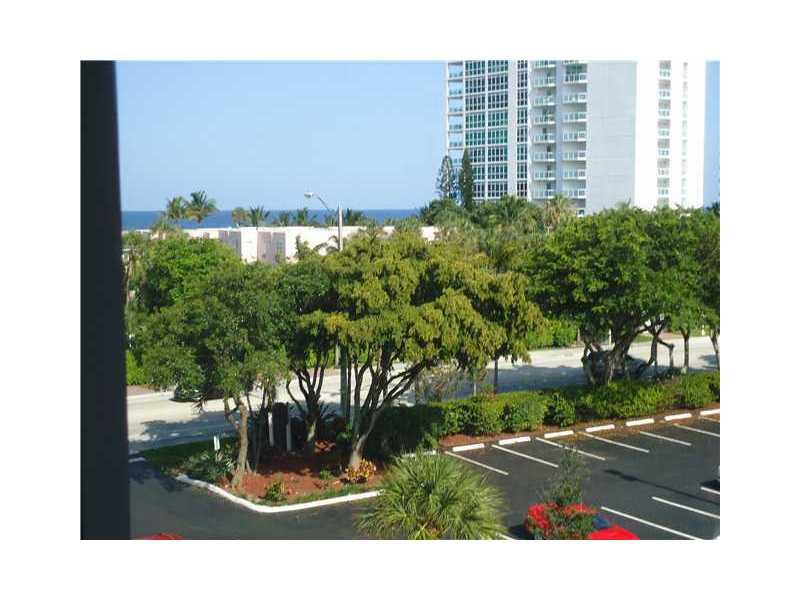 EMERALD TOWER CONDO - Residential Lease