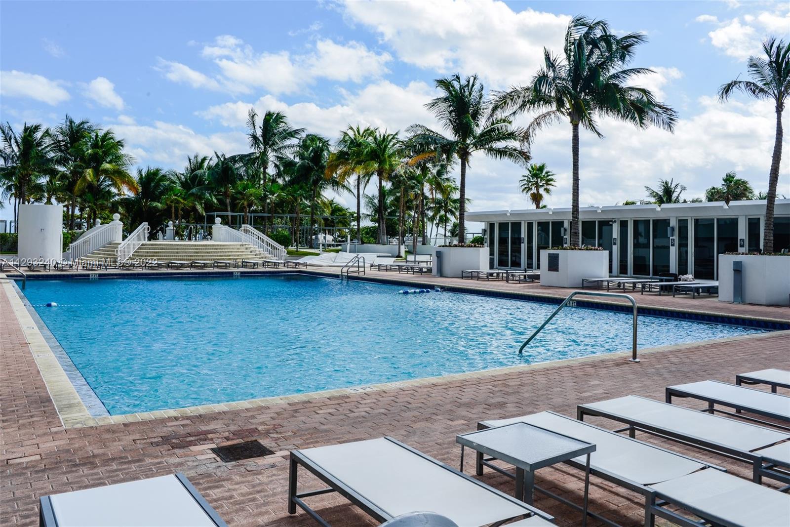 HARBOUR HOUSE - Residential Lease