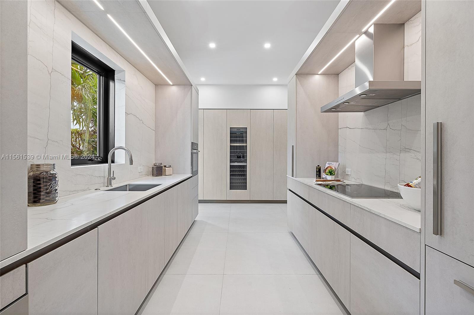 Admirals Cove - Residential
