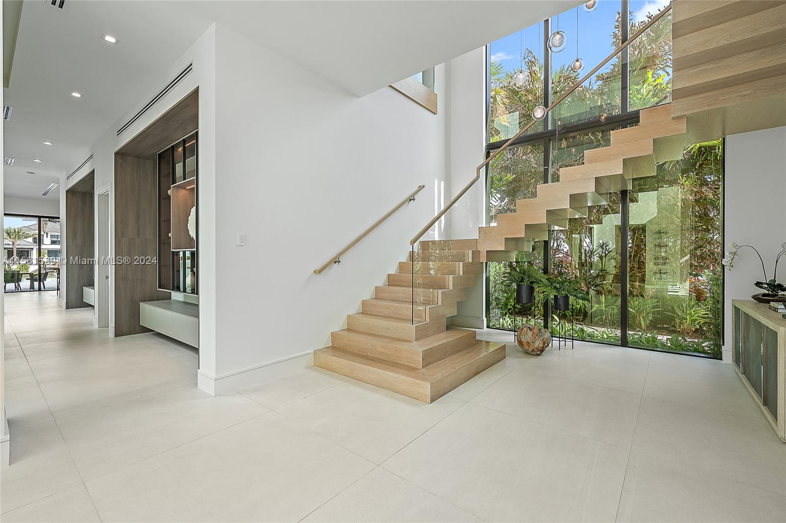 Admirals Cove - Residential