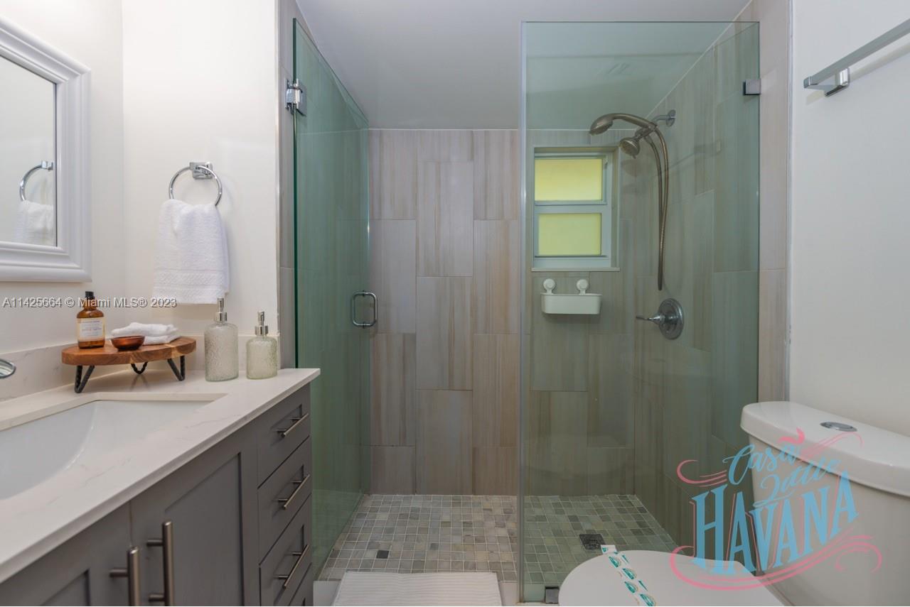 LAWRENCE EST LAND COS SUB - Residential Lease