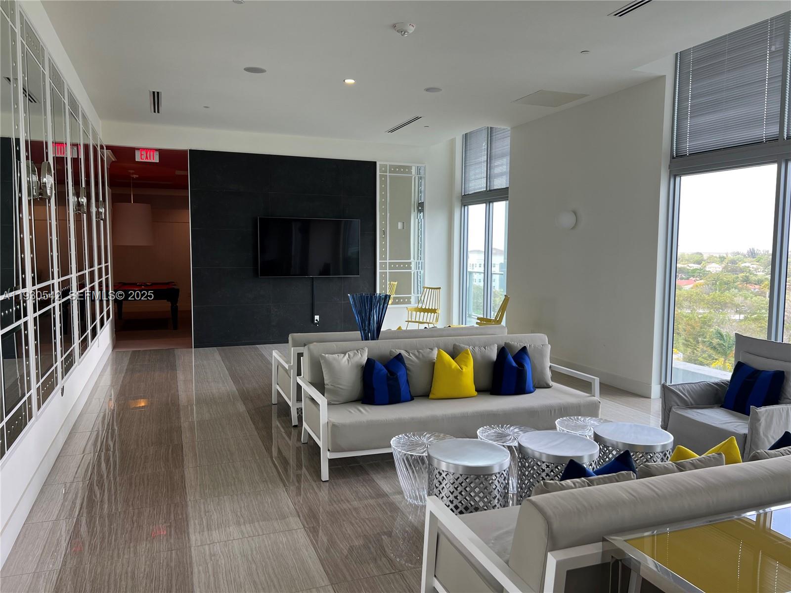 METROPICA NORTH TOWER ONE - Residential