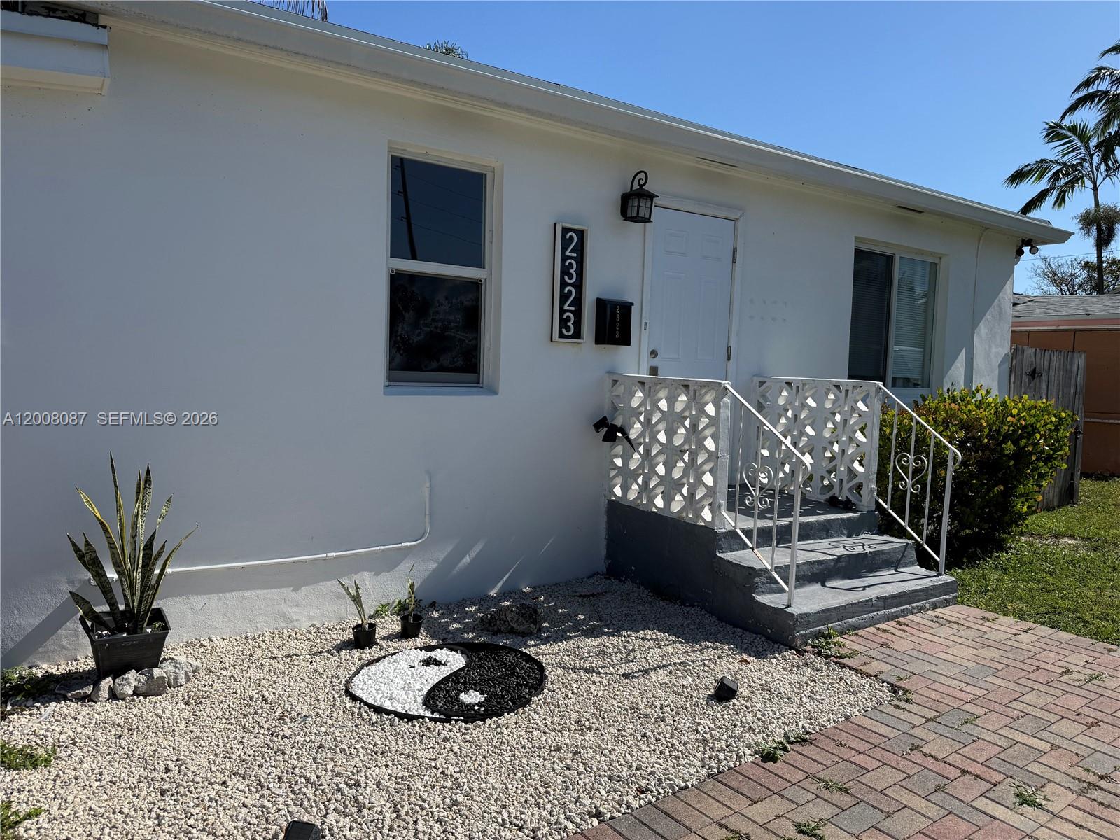 HOLLYWOOD PARK - Residential