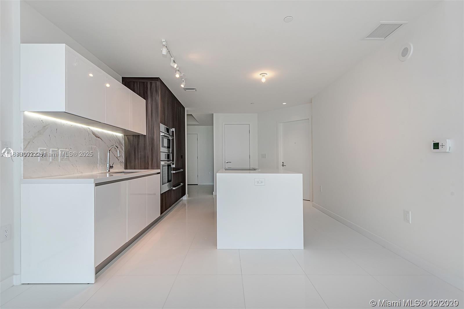 Paramount - Residential Lease