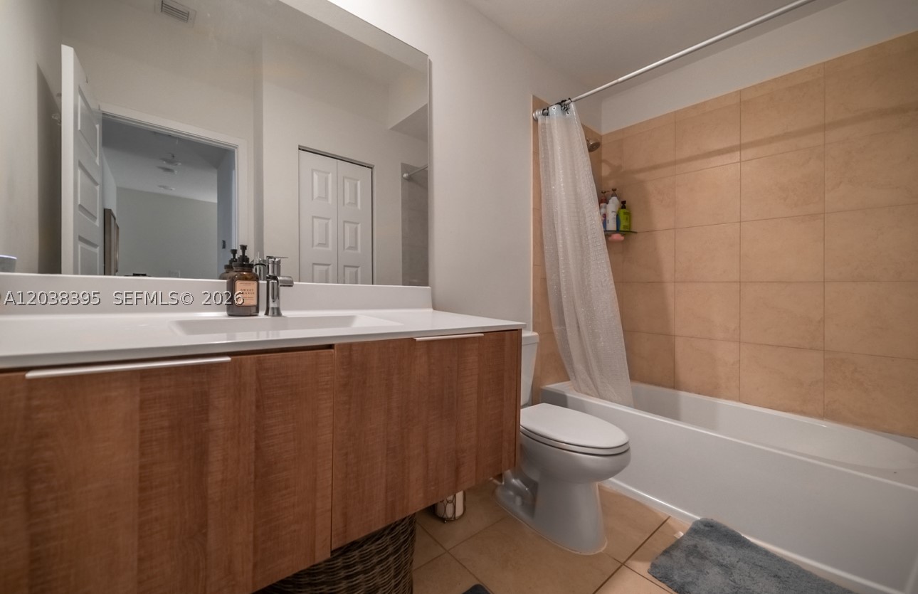 HIGHLAND AT PARK CENTRAL - Residential