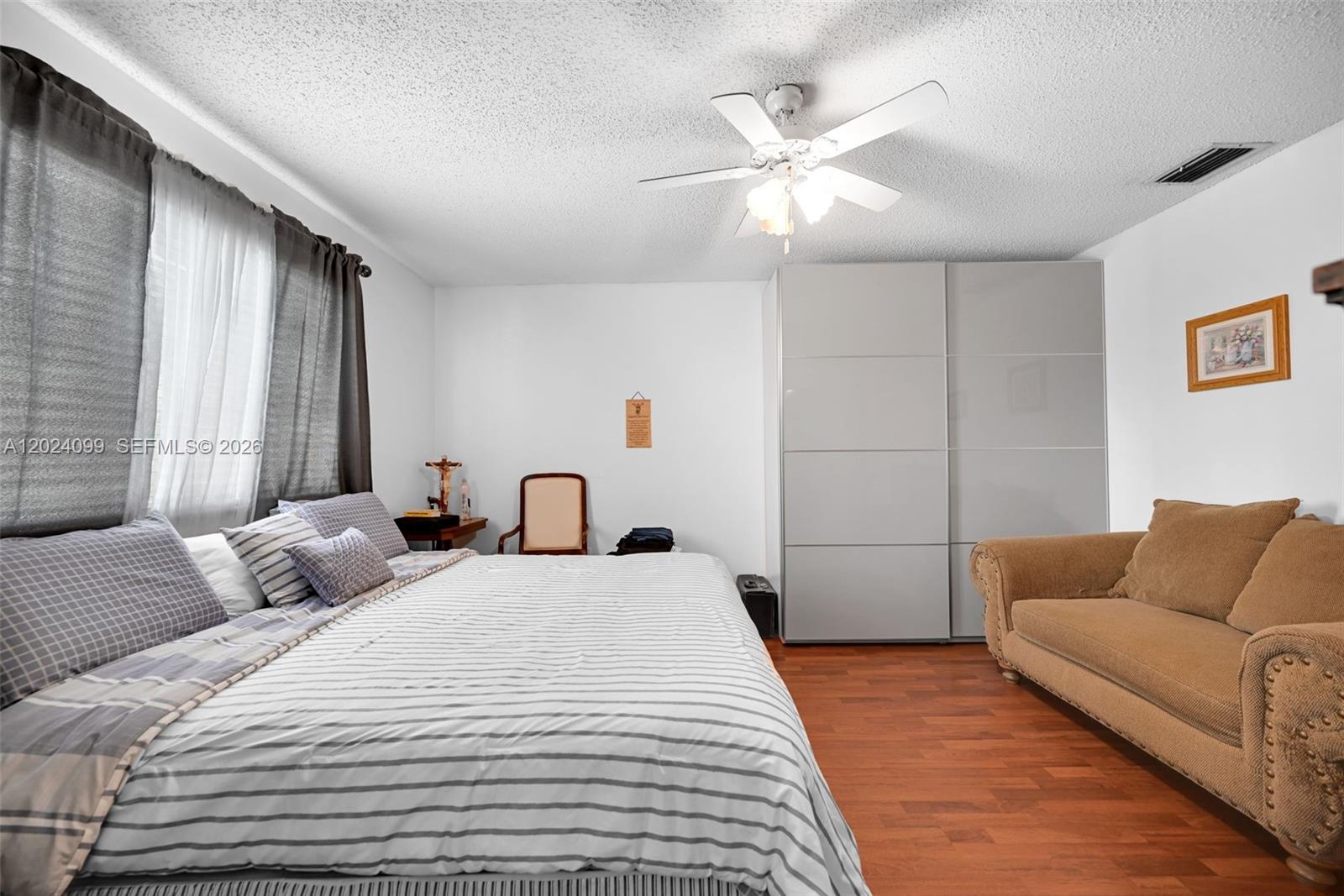 FOREST LAKES VILLAS - Residential
