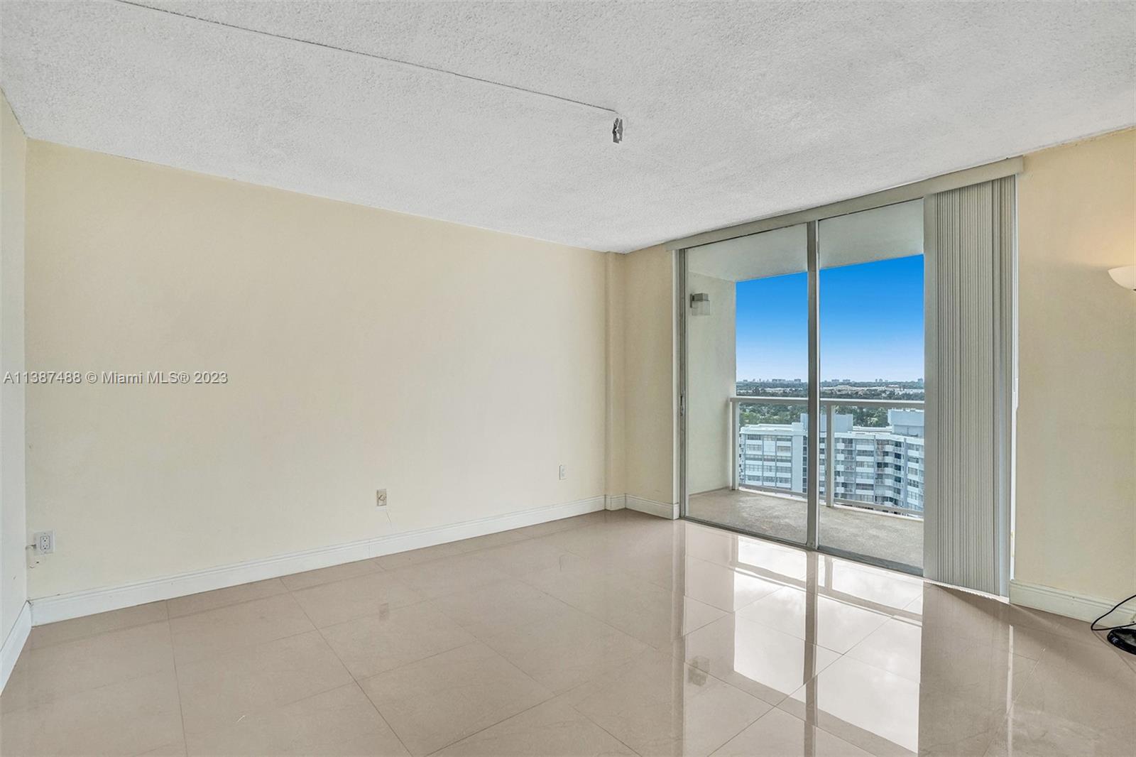 BUCKLEY TOWERS CONDO - EA - Residential