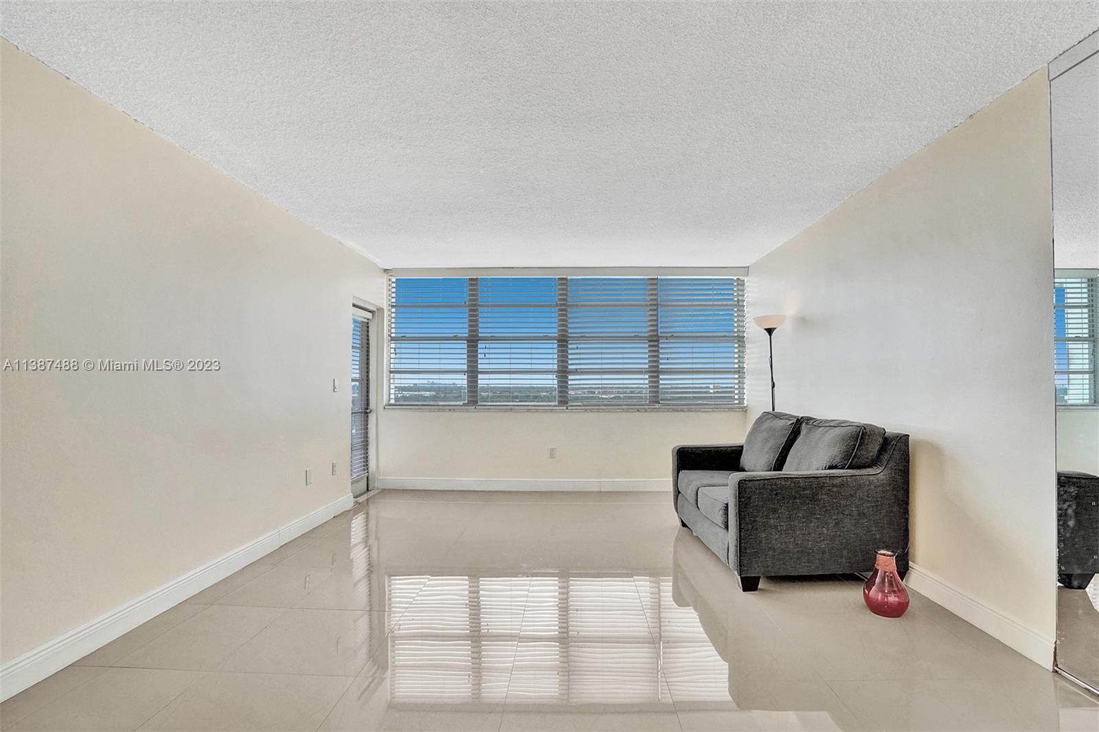 BUCKLEY TOWERS CONDO - EA - Residential