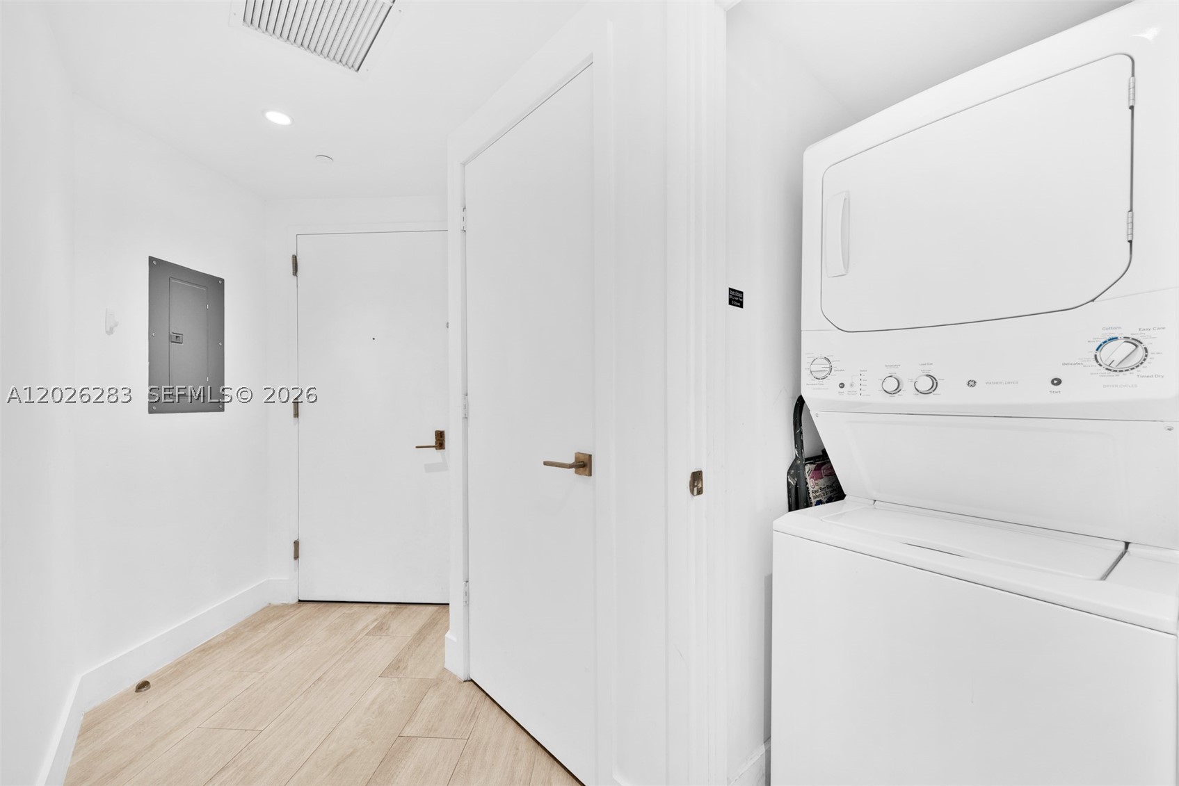 3401 MIDTOWN CONDO - Residential