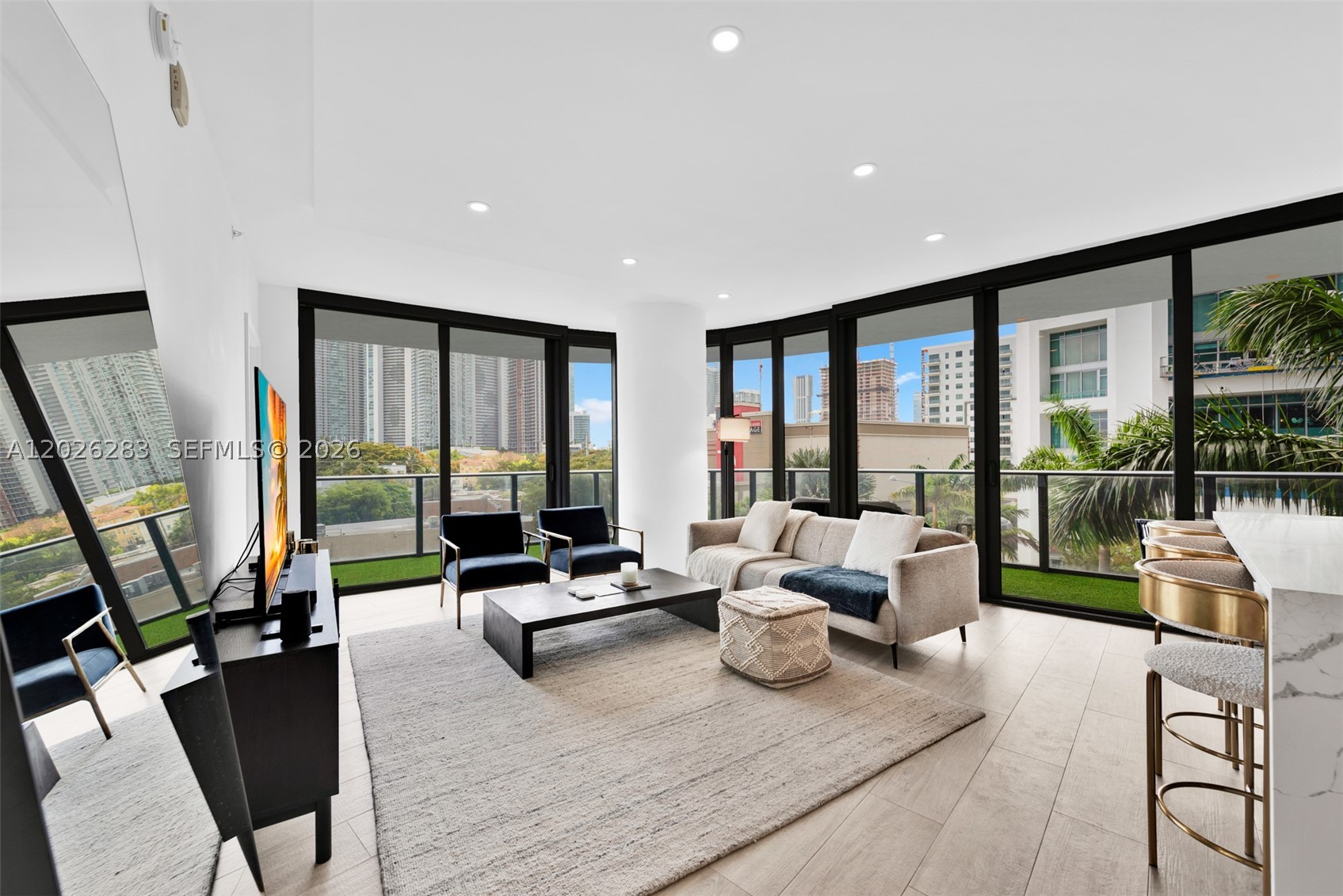 3401 MIDTOWN CONDO - Residential