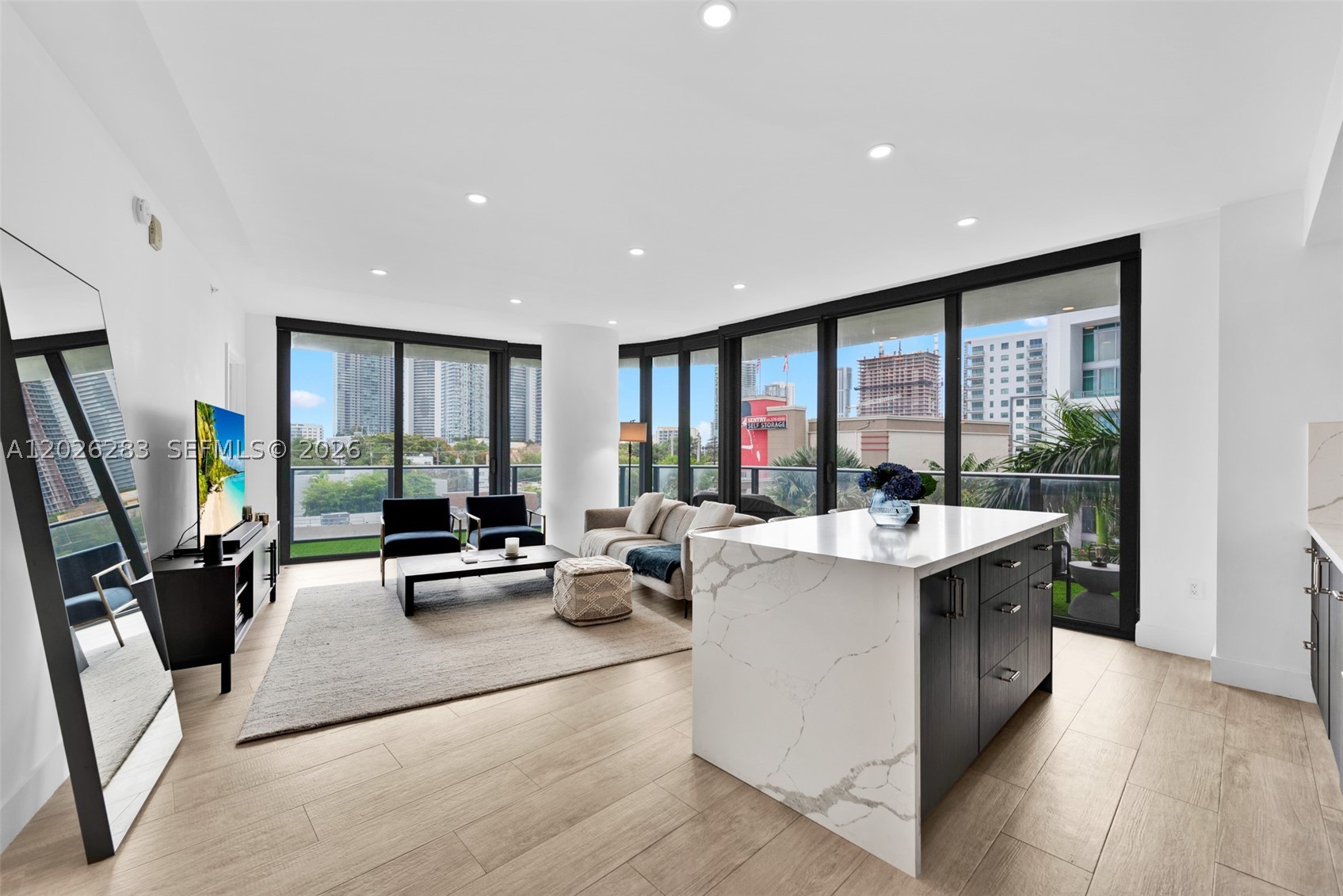 3401 MIDTOWN CONDO - Residential