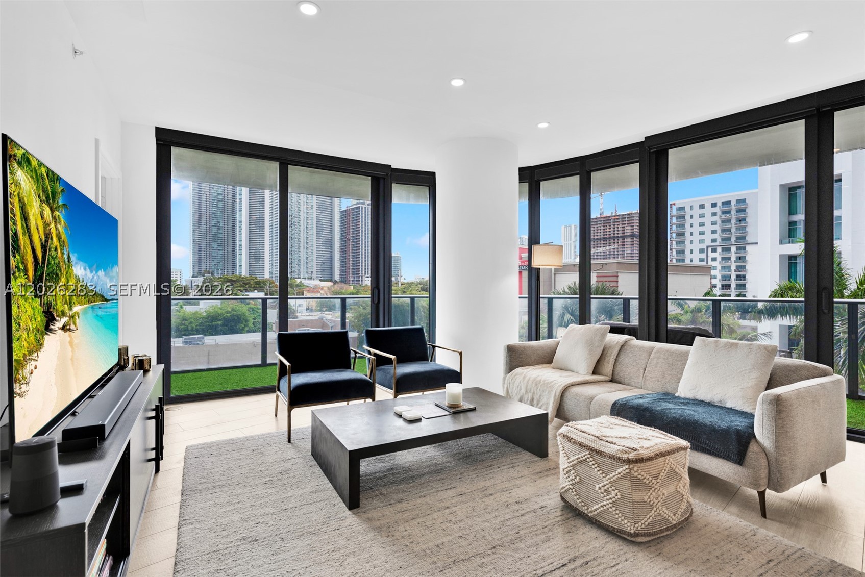 3401 MIDTOWN CONDO - Residential