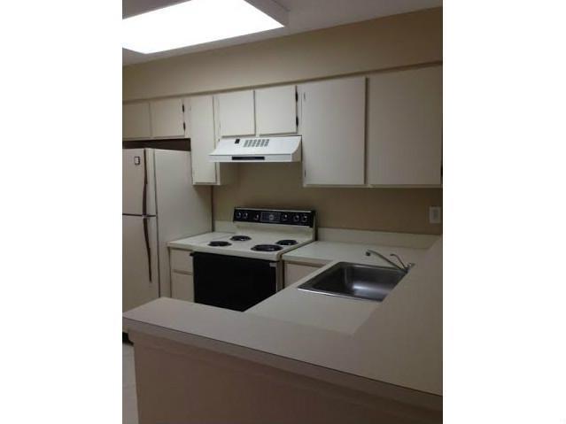 CYPRESS BEND #5 CONDO - Residential Lease
