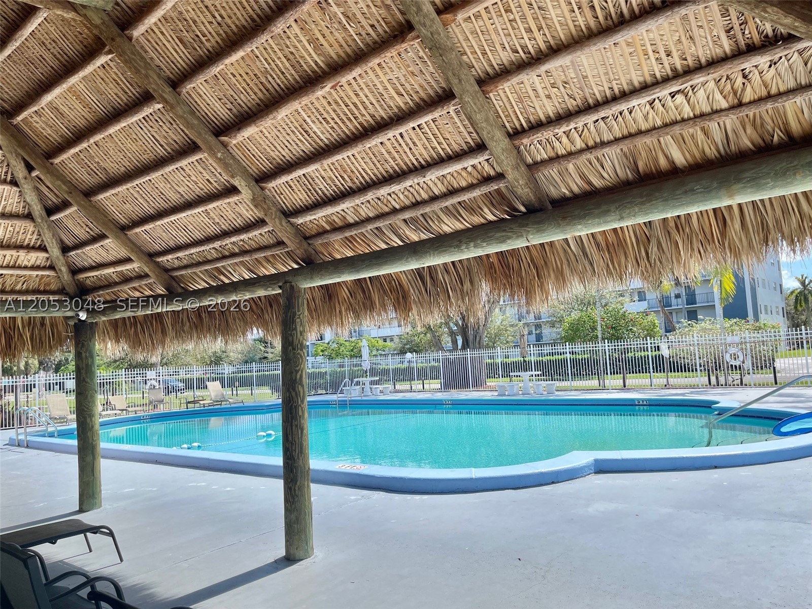 HILLCREST COUNTRY CLUB AP - Residential