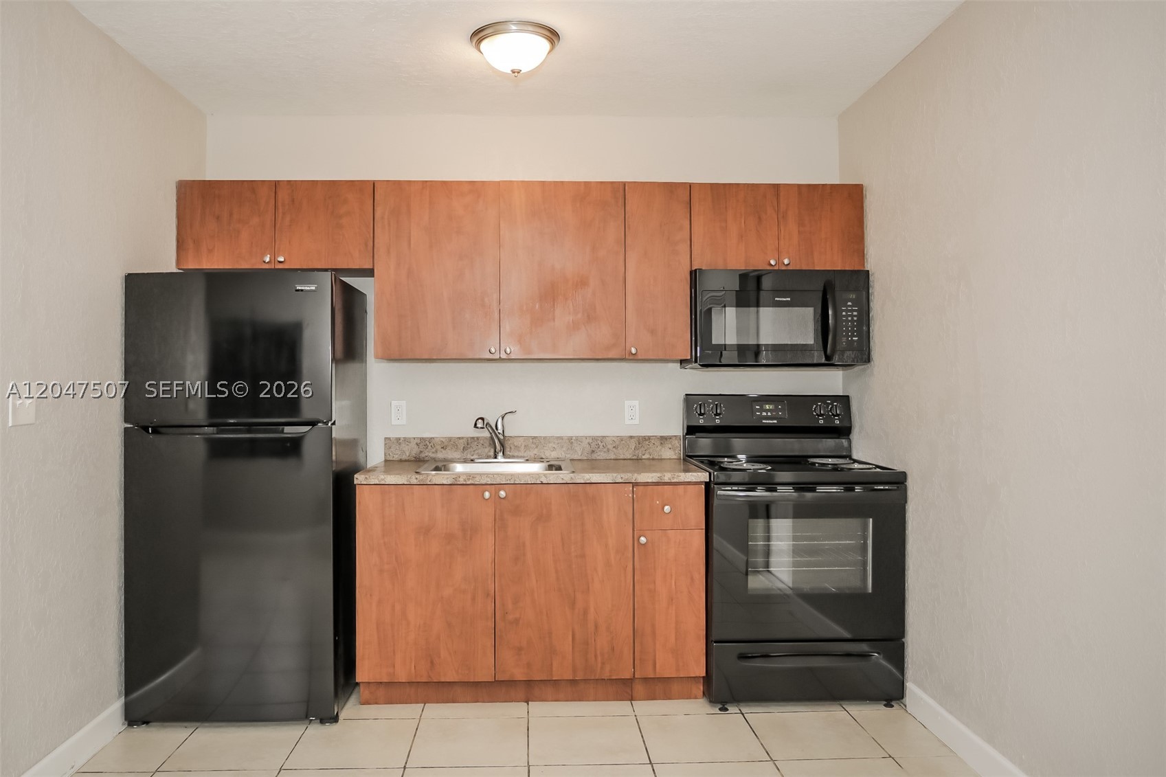 RICHMOND HEIGHTS - Residential Lease
