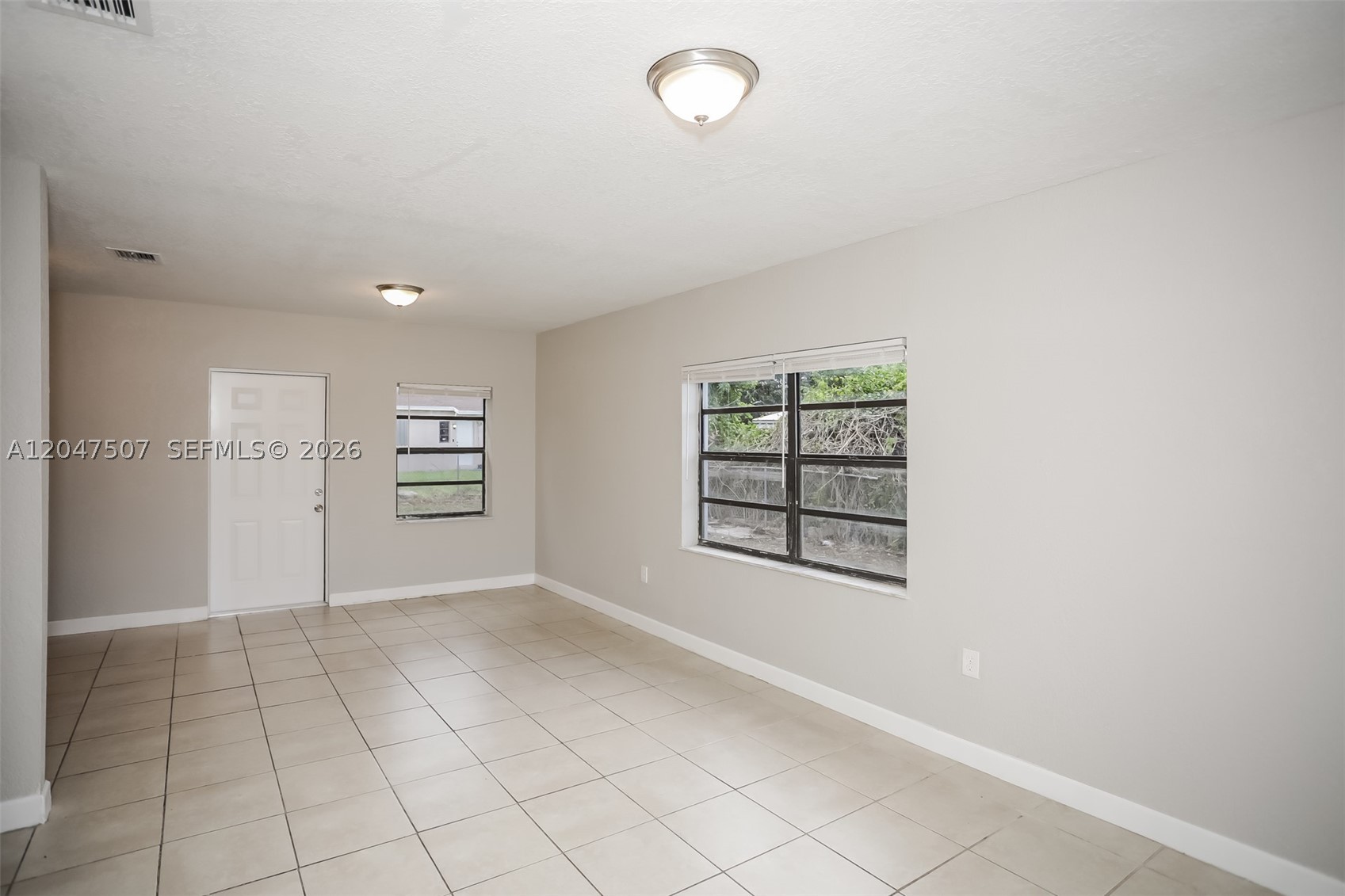 RICHMOND HEIGHTS - Residential Lease