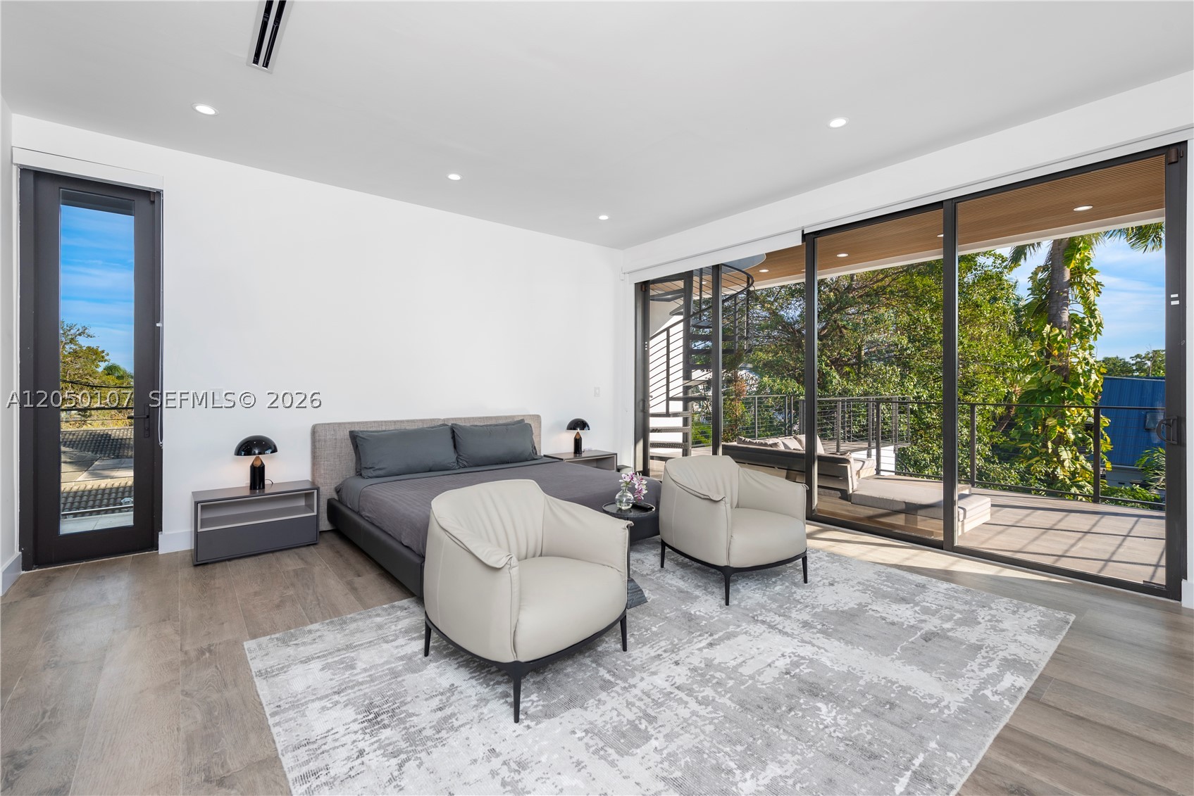 BAY LURE - Residential