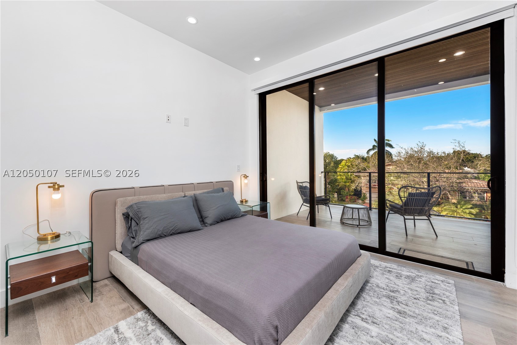 BAY LURE - Residential