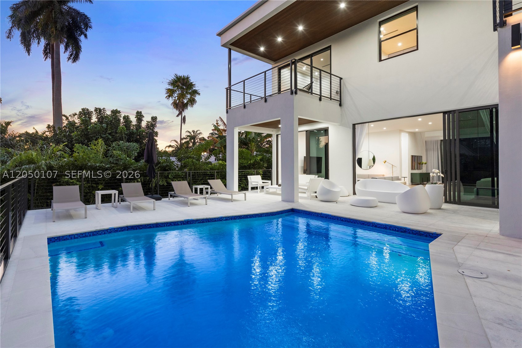 BAY LURE - Residential