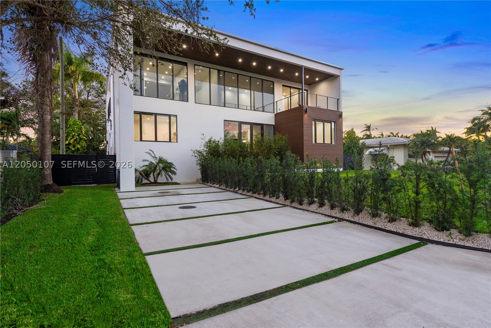 BAY LURE - Residential
