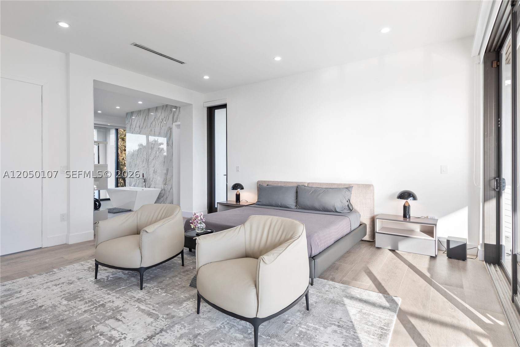 BAY LURE - Residential