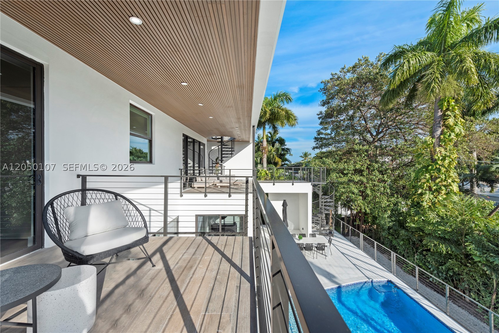 BAY LURE - Residential