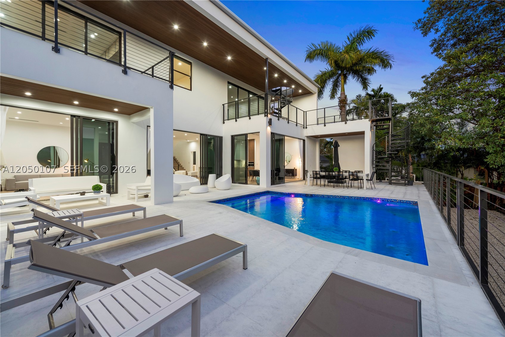 BAY LURE - Residential