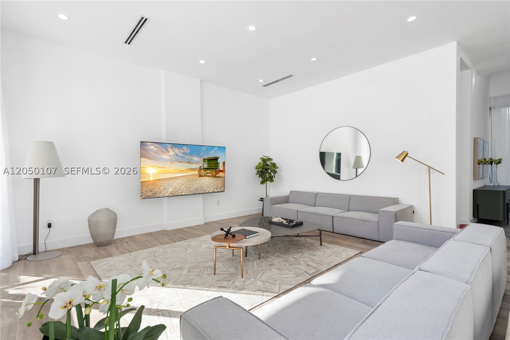 BAY LURE - Residential