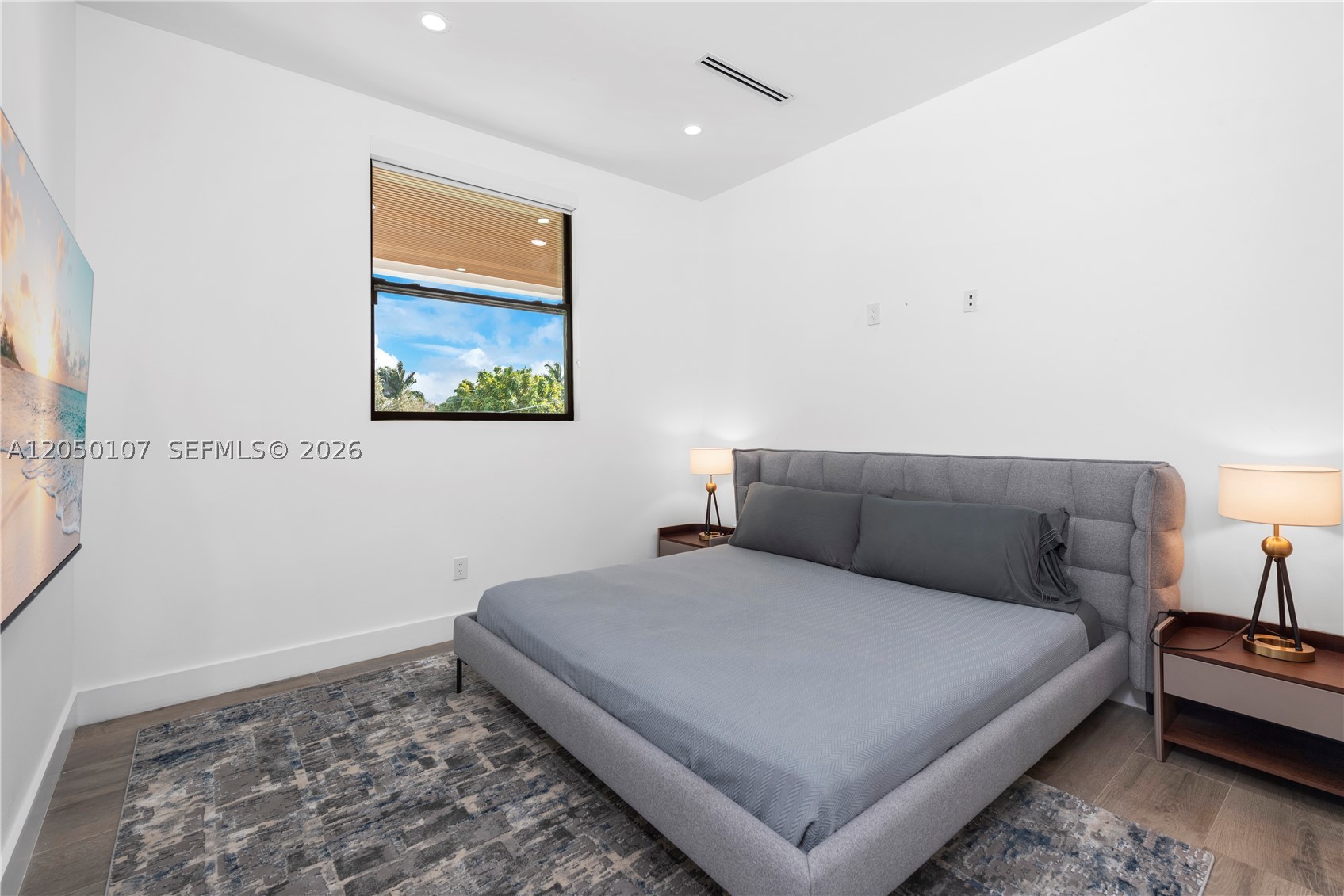BAY LURE - Residential