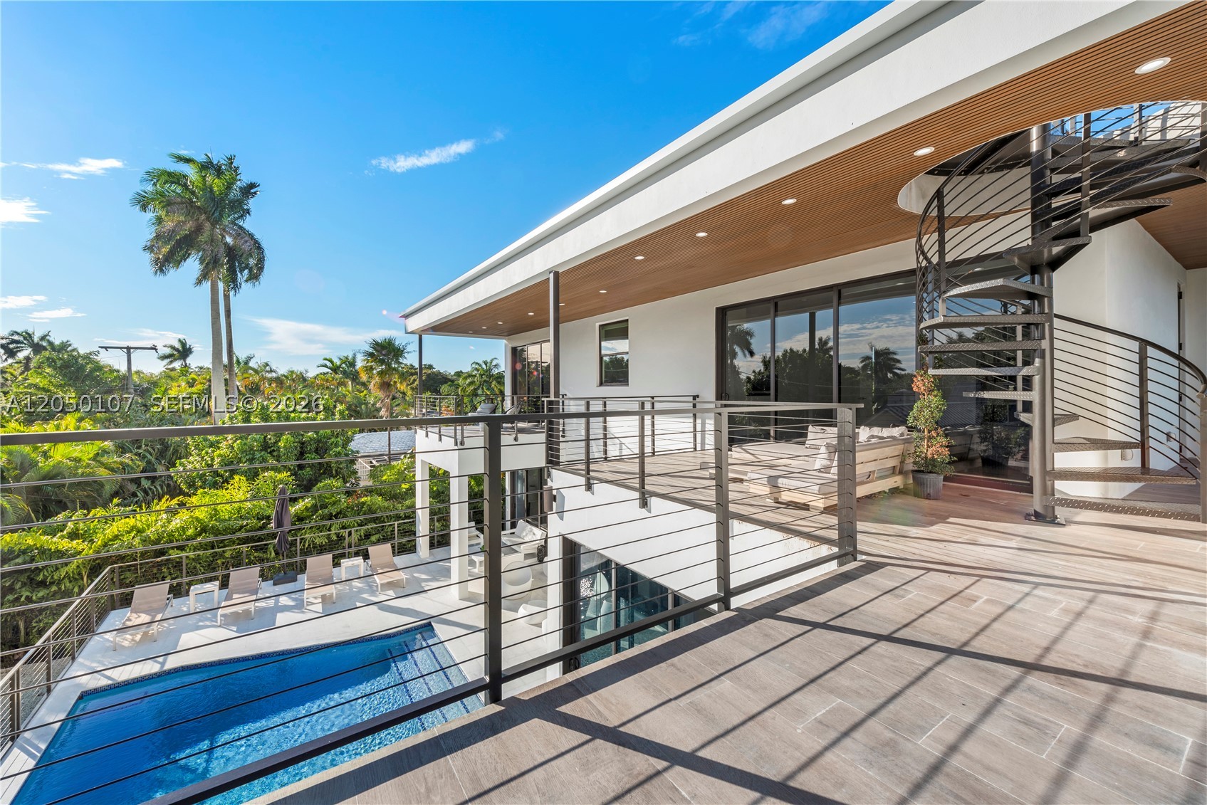 BAY LURE - Residential