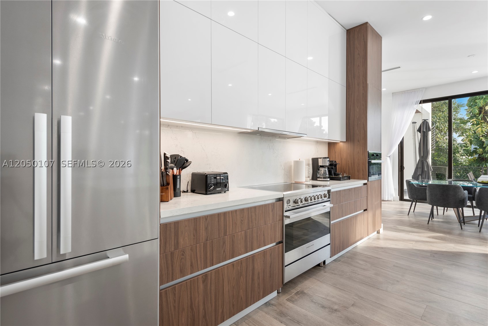 BAY LURE - Residential