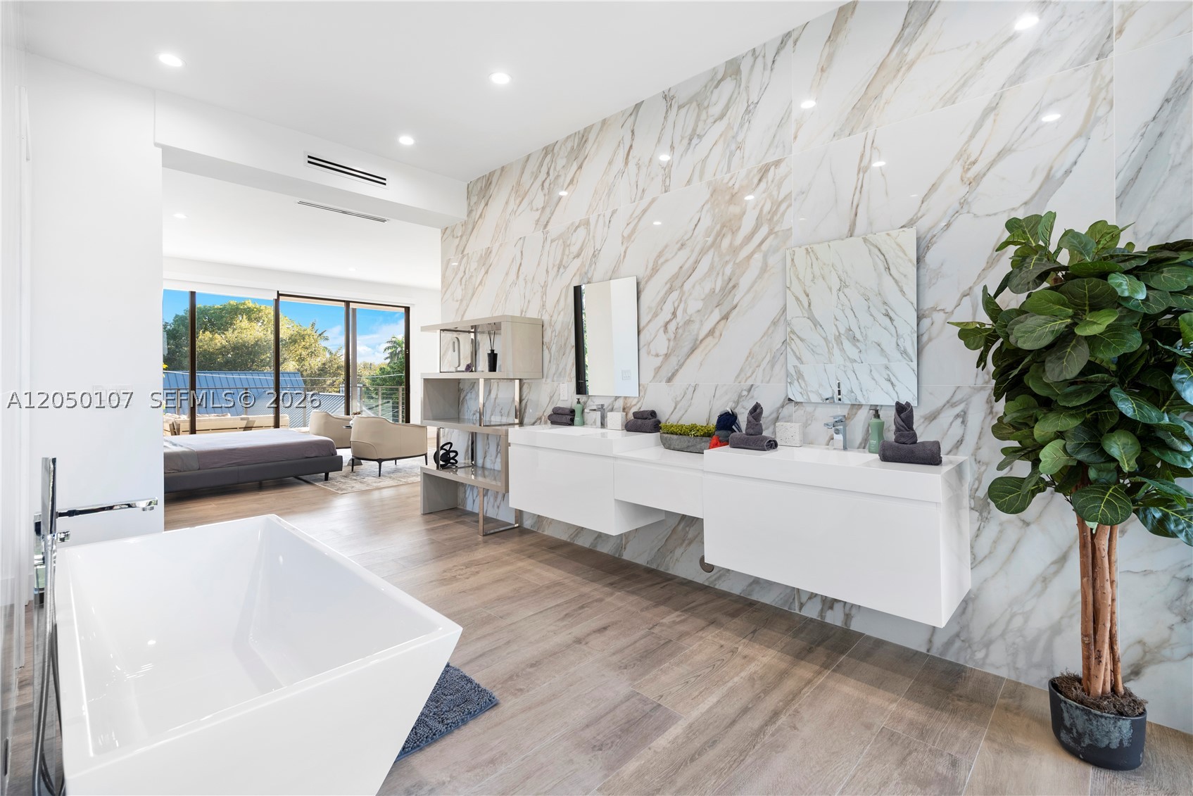 BAY LURE - Residential