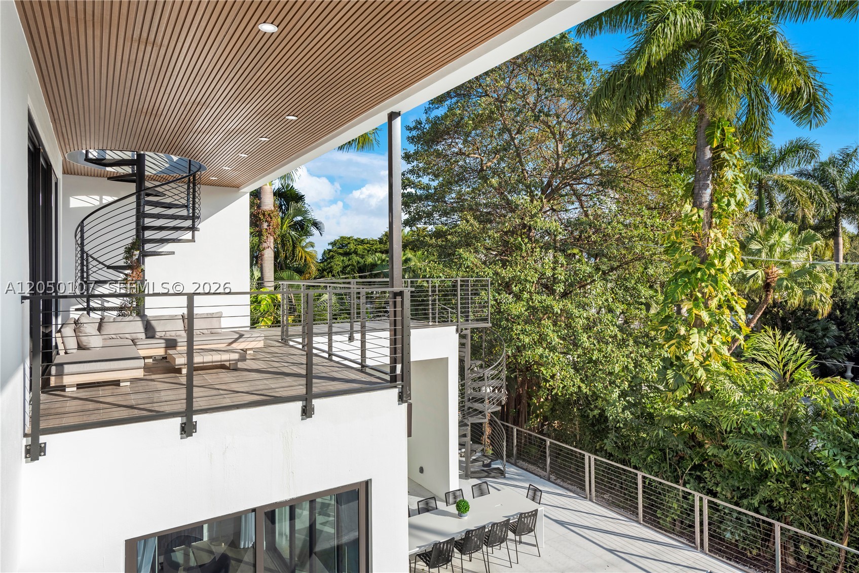 BAY LURE - Residential