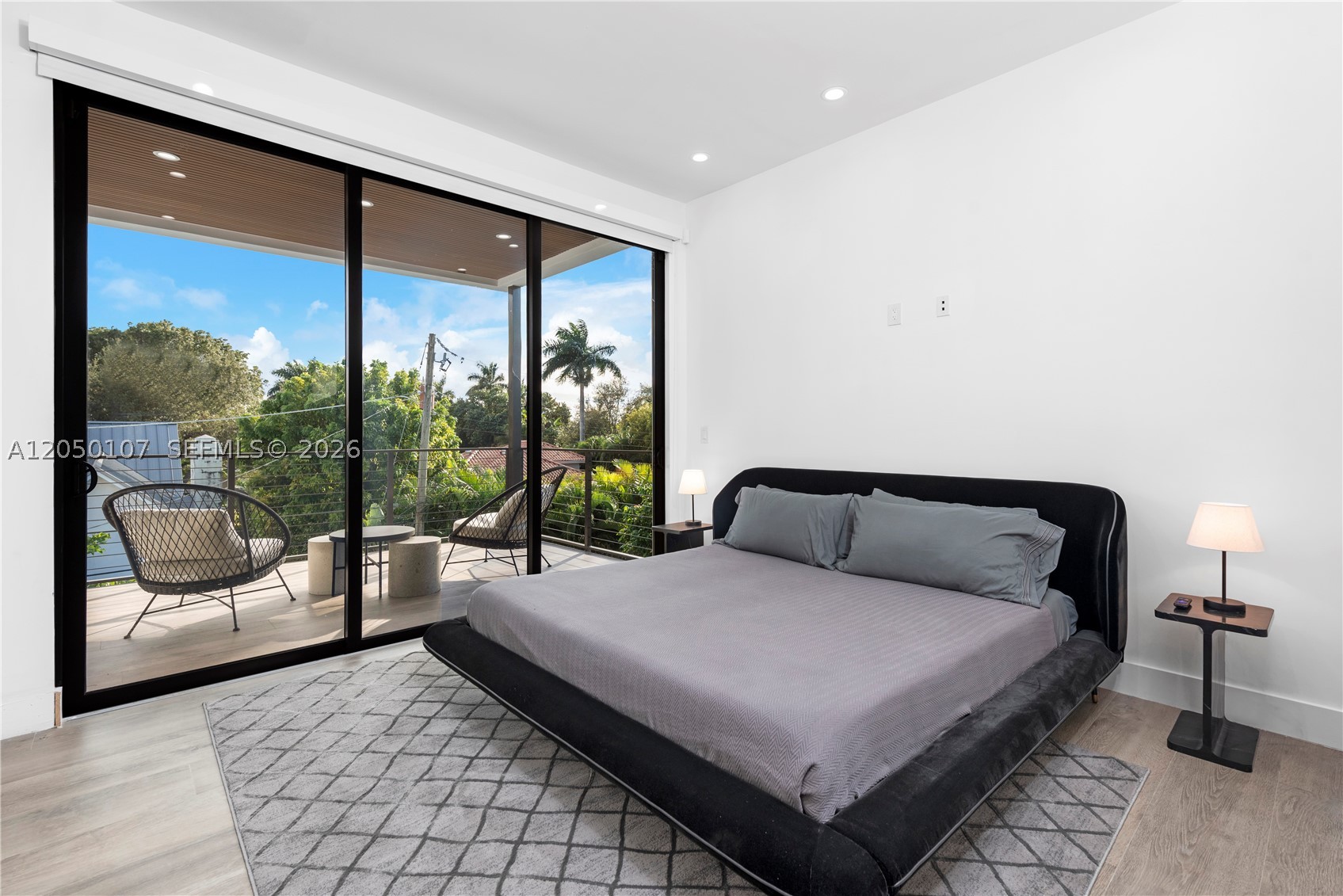 BAY LURE - Residential