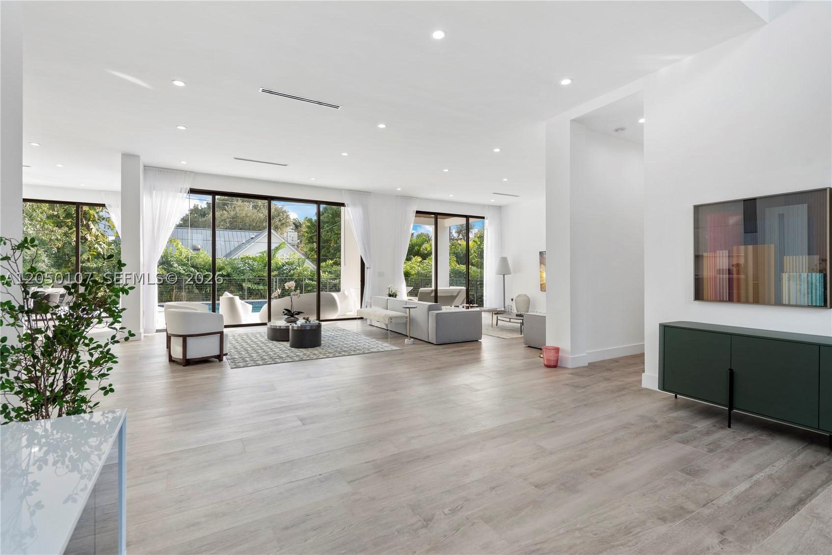 BAY LURE - Residential