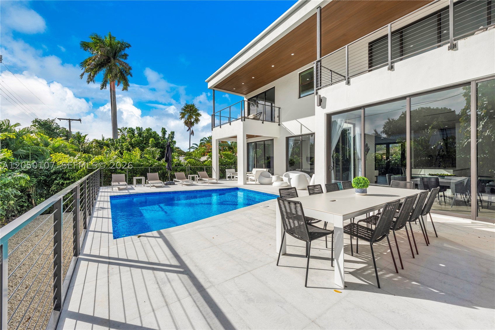 BAY LURE - Residential
