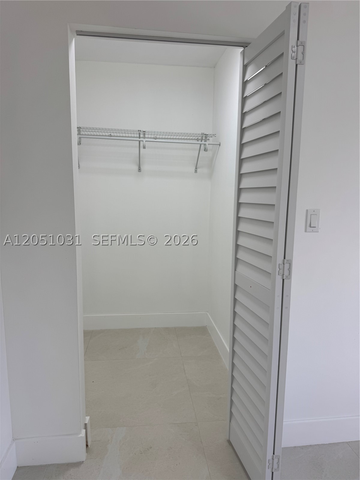 SILVER BLUFF GARDENS - Residential Lease
