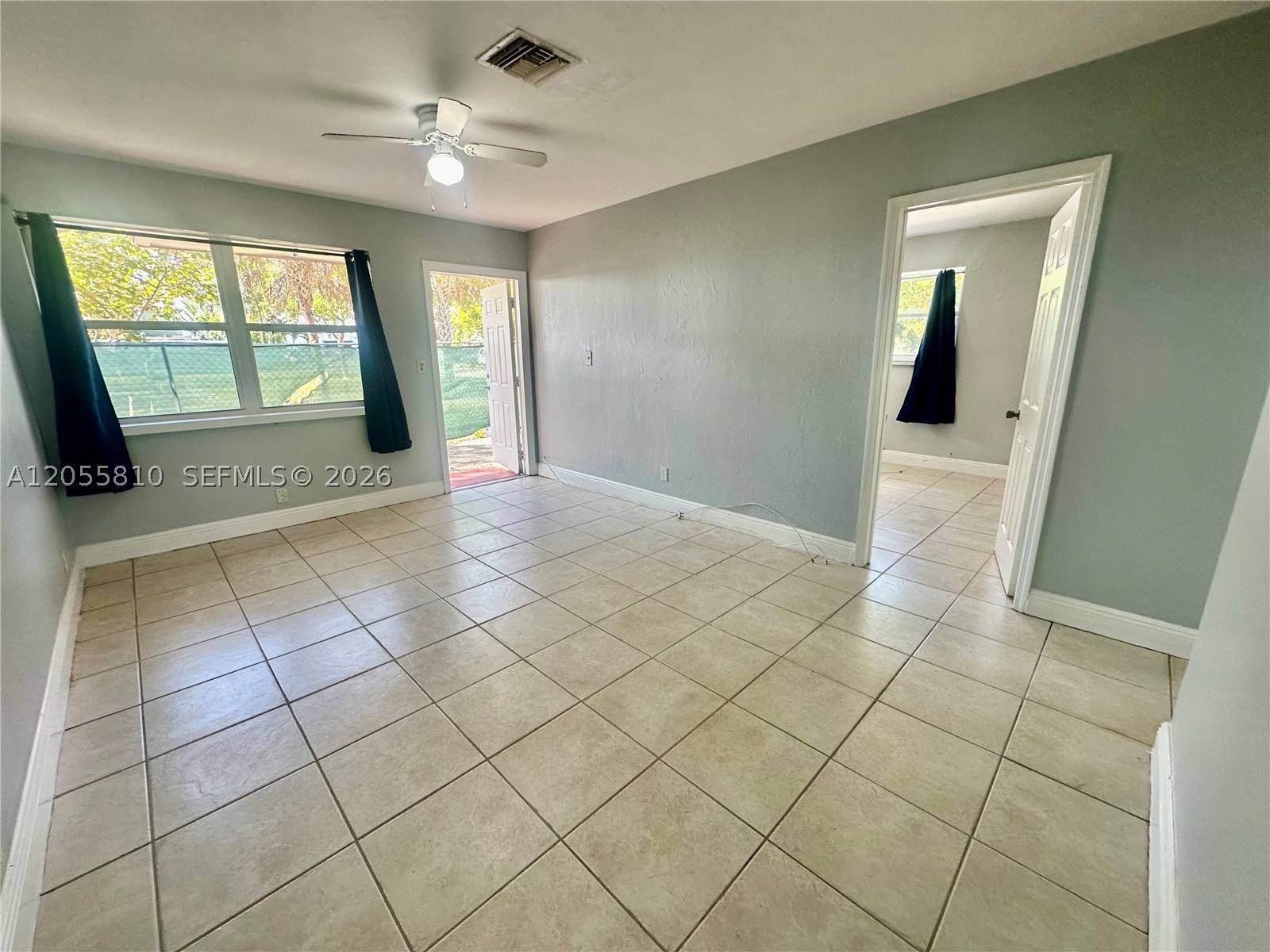 Move-in ready spacious two-bedroom duplex offering comfort, convenience, and a fast approval process. This centrally located home features tile flooring throughout, ceiling fans, and a functional layout ideal for everyday living. With no HOA, residents enjoy flexibility and ease.

Don’t miss this opportunity to secure a well-maintained duplex in a prime location